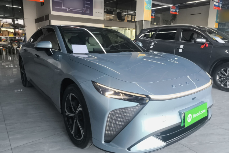 星途 星纪元 ES 2024款 Max长续航版车身外观3