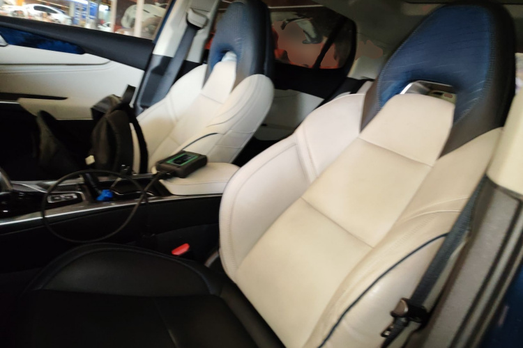 领克01 2017款 2.0T 两驱耀Pro版局部细节19