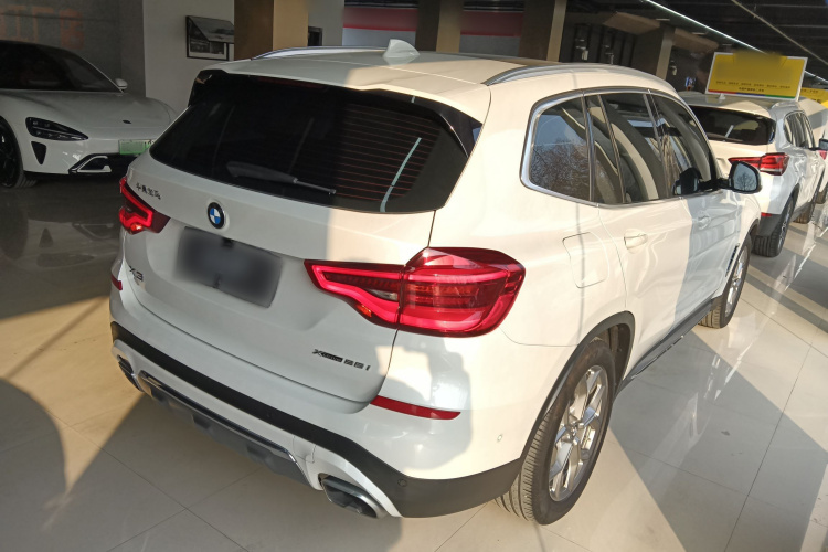 宝马X3 2021款 xDrive28i 豪华套装车身外观7