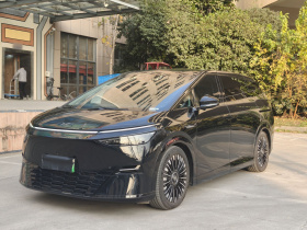 小鹏X9 2025款 740超长续航 Max