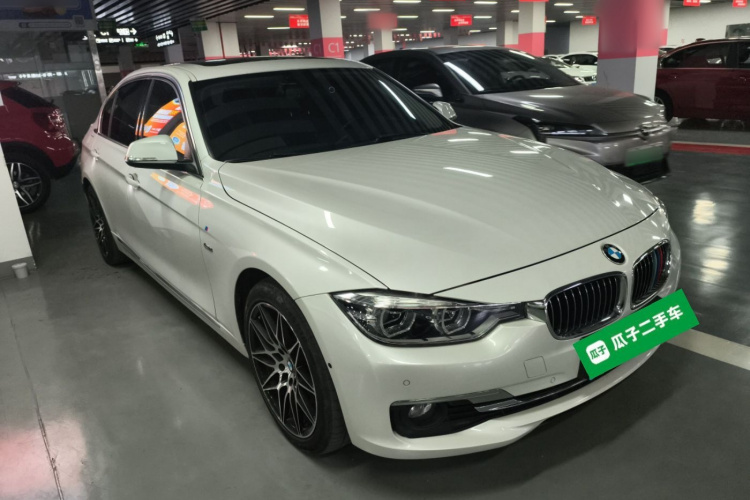 宝马3系 2018款 320Li 领先型豪华套装车身外观3