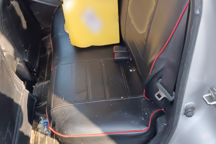 日产 骊威 2013款 1.6XL 手动豪华版中控内饰21