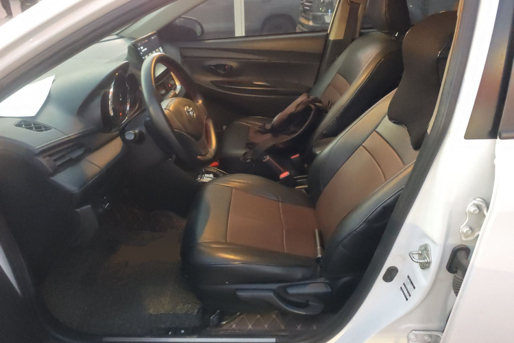 丰田 YARiS L 致享 2020款 1.5L CVT领先版局部细节19