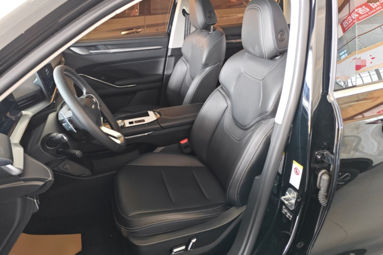 哈弗H6 2021款 第三代 1.5T 自动两驱Max中控内饰19