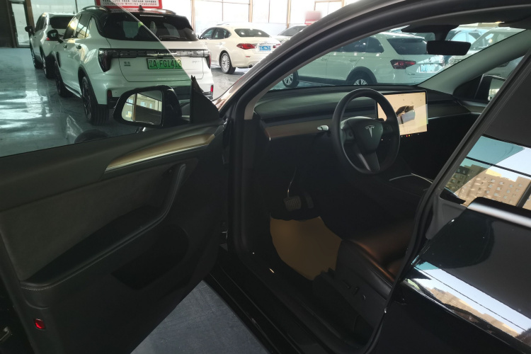 特斯拉 Model Y 2022款 改款 后轮驱动版局部细节19