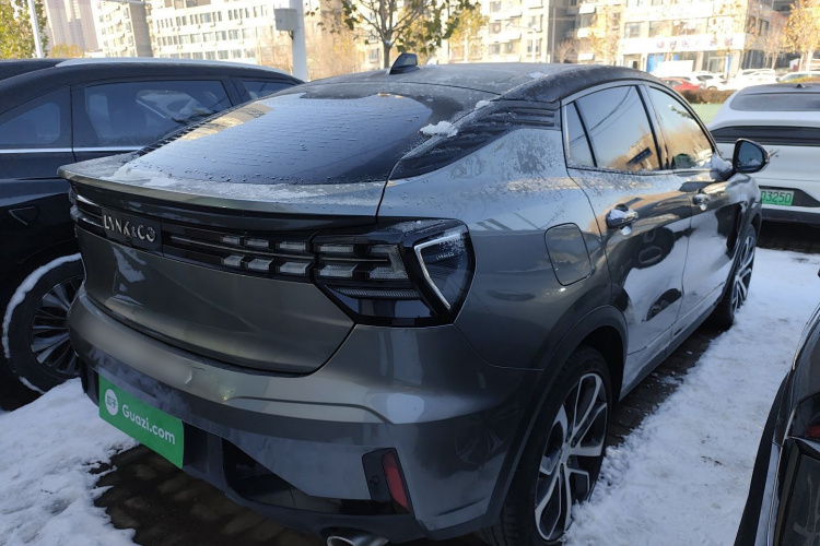 领克05 2020款 2.0TD 四驱劲Halo车身外观7