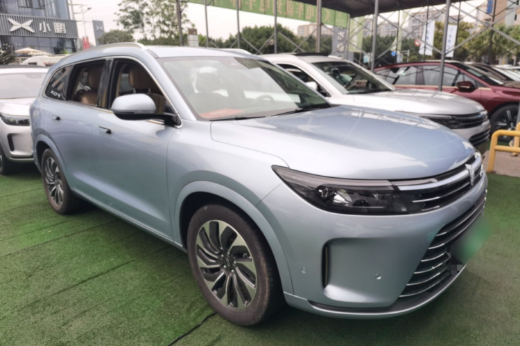 鸿蒙智行 问界M7 2024款 1.5T 后驱Plus版 6座车身外观3