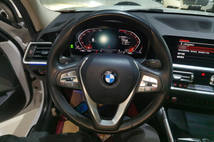 宝马3系 2020款 325Li 首发版中控内饰13