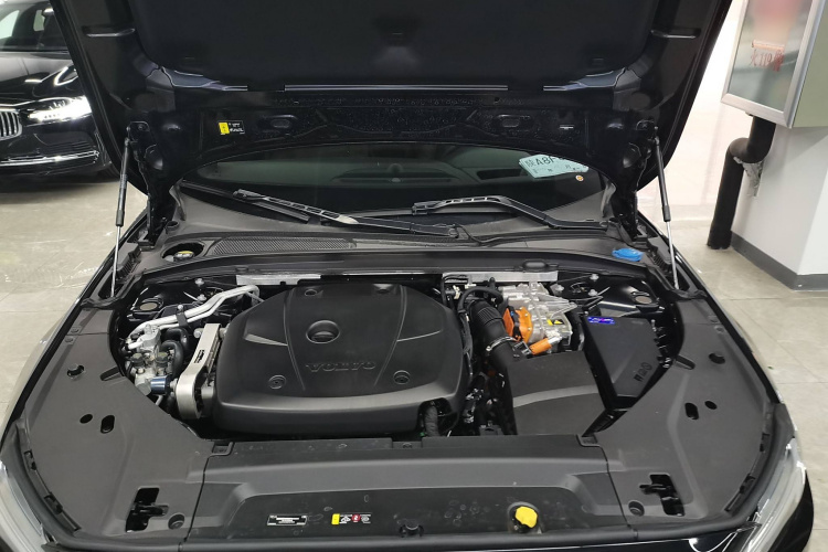 沃尔沃S90新能源 2025款 插电式混动 四驱长续航智雅豪华版局部细节24