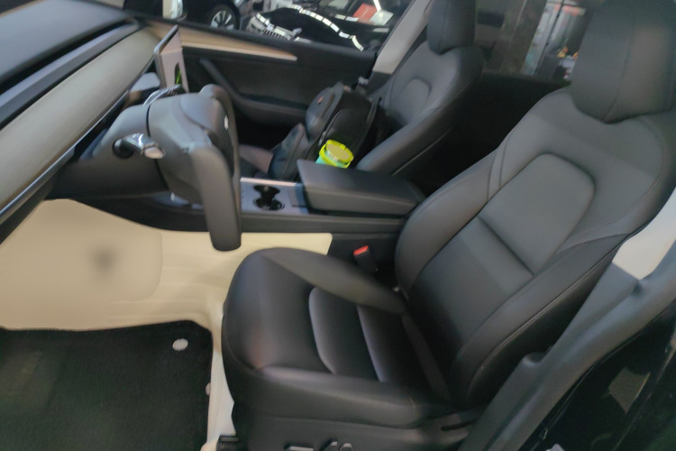 特斯拉 Model Y 2022款 改款 后轮驱动版局部细节19