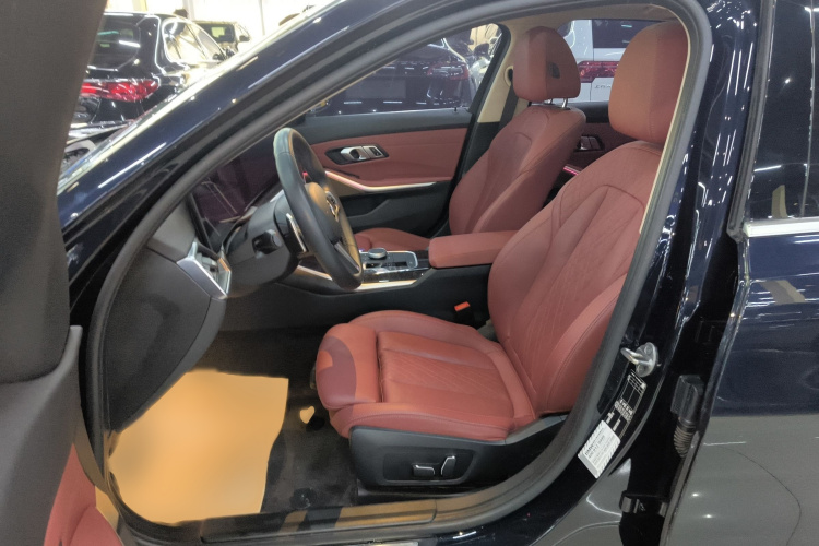 宝马3系 2024款 325Li M运动套装局部细节19