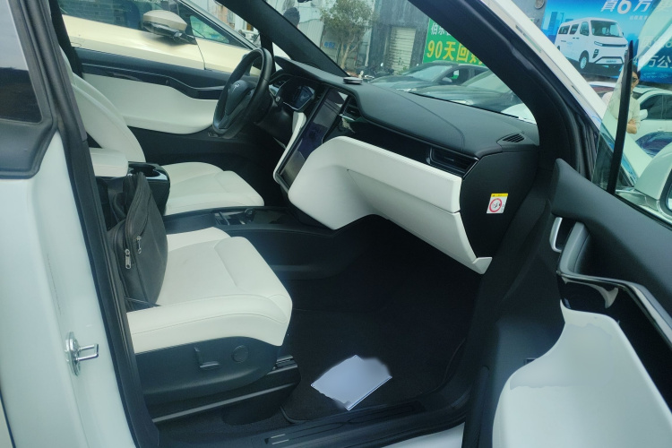 特斯拉 Model X 2019款 长续航版局部细节41