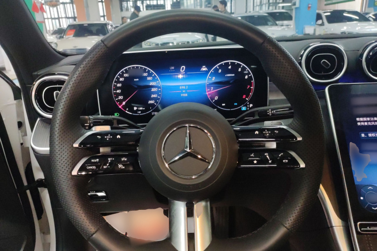 奔驰C级 2025款 C 200 L 运动版局部细节13