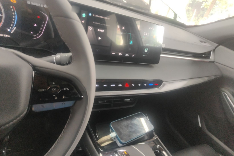 长安 锐程PLUS 2023款 1.5T DCT领航型中控内饰12