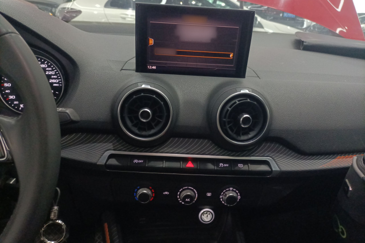 奥迪Q2L 2018款 35 TFSI 上市专享版 国VI局部细节16