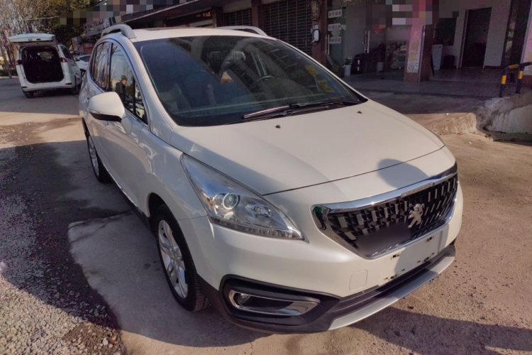 标致3008 2016款 1.6THP 自动经典版车身外观3