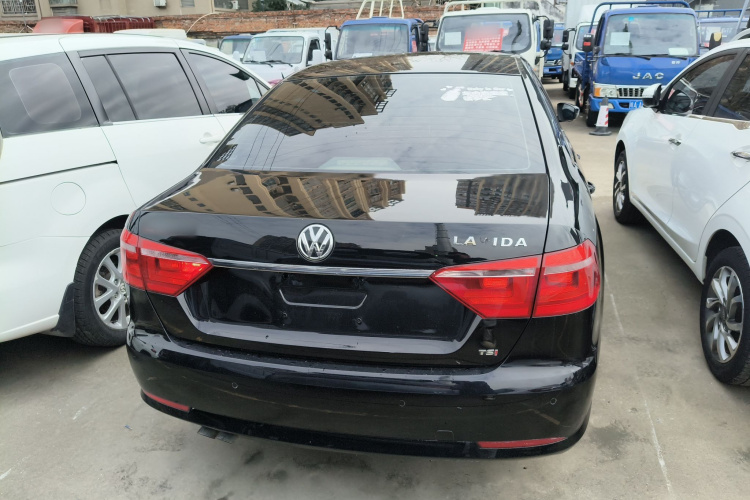 大众 朗逸 2013款 改款 1.4TSI 手动豪华版车身外观6