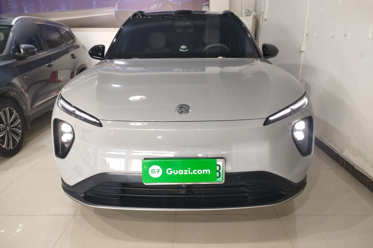 蔚来ES6 2024款 75kWh车身外观2