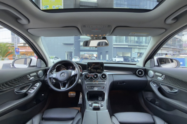 奔驰C级 2016款 C 200 L 运动型中控内饰7013