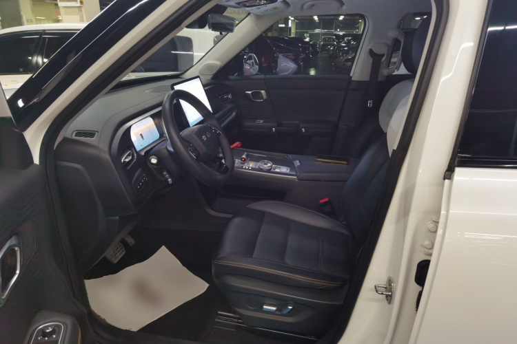 北京越野 北京BJ30 2024款 1.5T 魔核电驱进阶版局部细节19