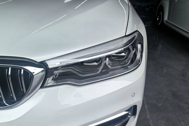 宝马5系新能源 2020款 530Le 先锋版车身外观6006