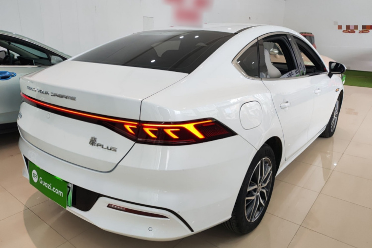 比亚迪 秦PLUS 2021款 EV 500KM 豪华型车身外观7