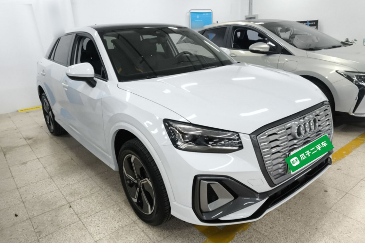 奥迪Q2L e-tron 2022款 Q2L e-tron 纯电智享型车身外观6002