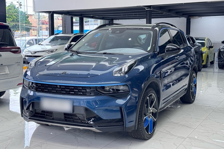 领克01 2021款 2.0TD 两驱耀Pro车身外观1