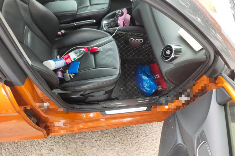 奥迪A1 2014款 30 TFSI Sportback舒适型局部细节9005