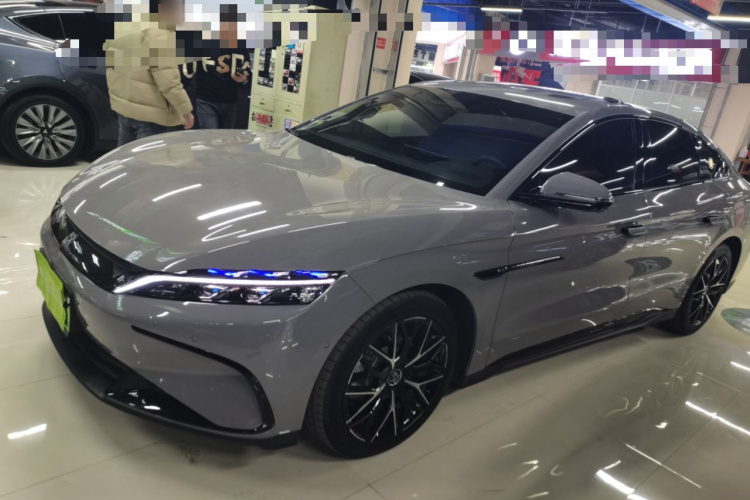 比亚迪 汉 2025款 DM-i 智驾版 125KM尊贵型车身外观6003