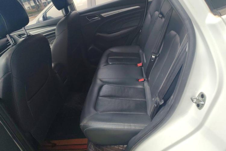 荣威RX3 2018款 1.6L CVT旗舰版中控内饰7001