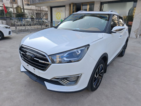 众泰T300 2017款 1.5T CVT尊享型