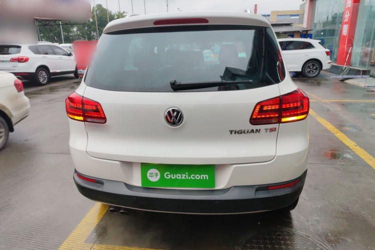 大众 途观 2015款 1.8TSI 自动两驱豪华型车身外观6