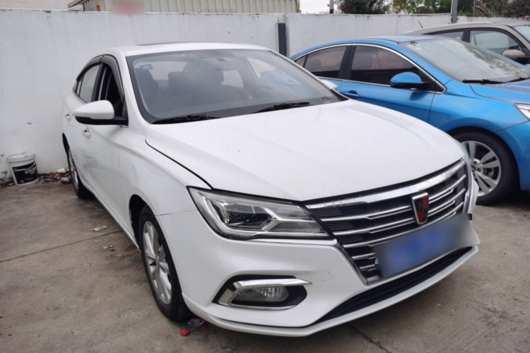 荣威i5 2020款 1.5L 自动4G互联领豪版车身外观3