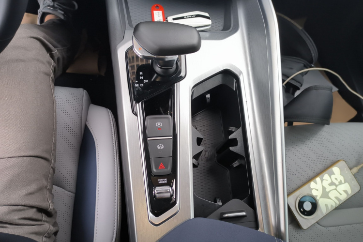 吉利汽车 星瑞 2023款 2.0TD 尊贵型局部细节18