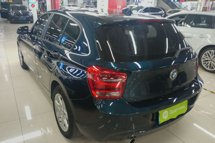 宝马1系(进口) 2013款 改款 116i 领先型车身外观4