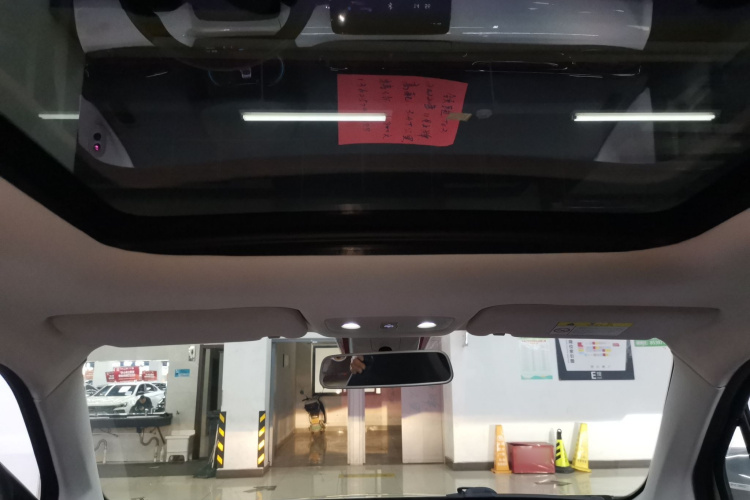 零跑汽车 零跑T03 2022款 星钻版中控内饰22