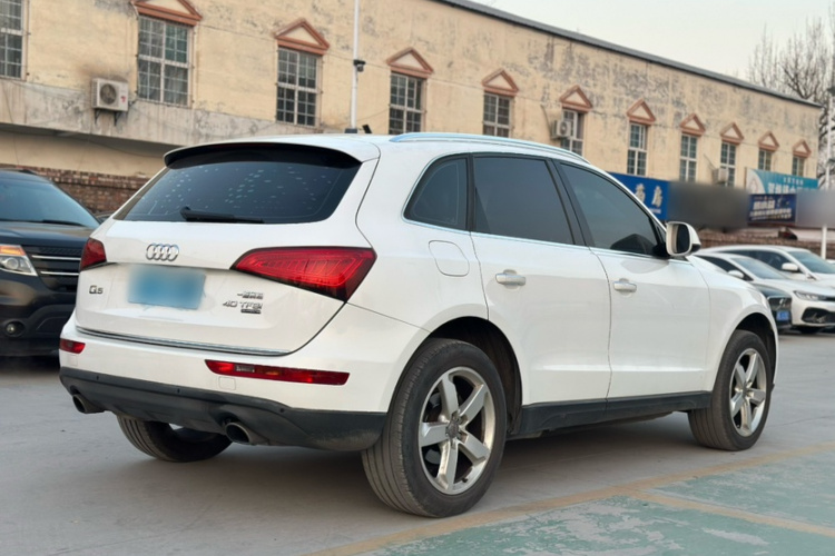 奥迪Q5 2016款 40 TFSI 技术型车身外观6002