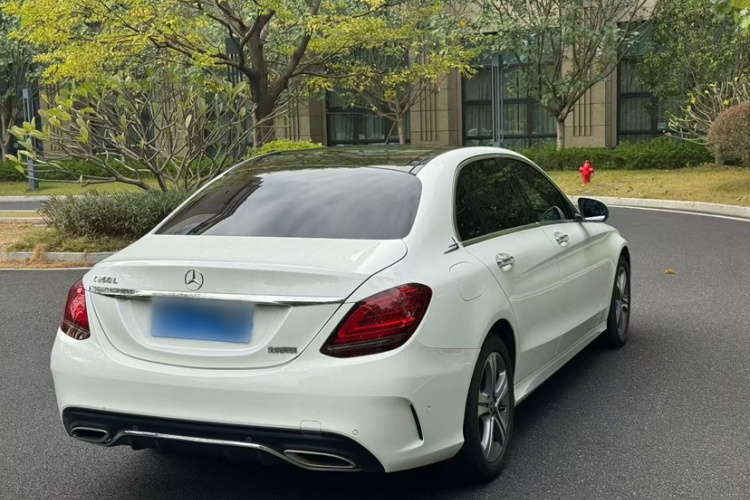 奔驰C级 2020款 C 260 L 运动版车身外观6008
