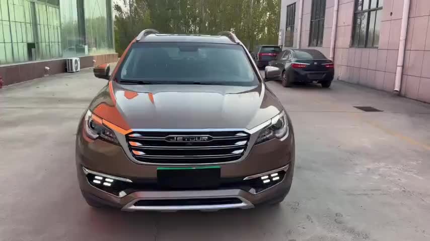 捷途X70 2018款 1.5T 手动悦行版实拍1