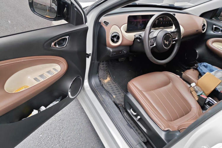 五菱汽车 五菱缤果 2023款 333km 灵犀互联款中控内饰20