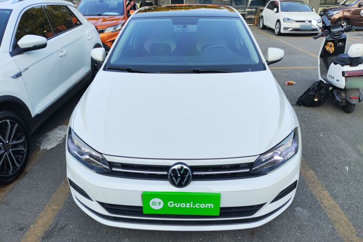 大众 Polo 2023款 改款 Plus 1.5L 自动炫彩科技版车身外观2