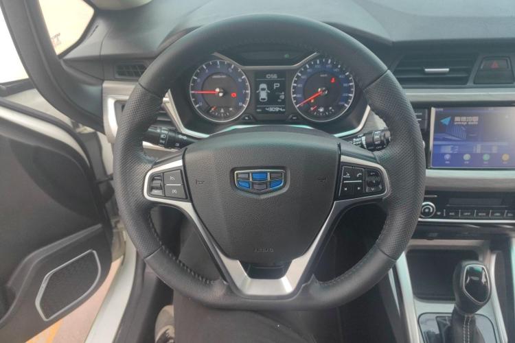 吉利汽车 远景X3 2017款 1.5L 自动尊贵型中控内饰13