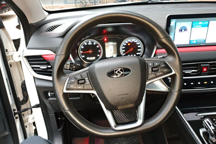 思皓X8 2021款 300T DCT领先智联版 7座局部细节13