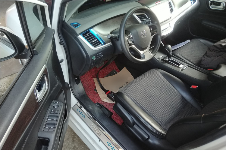 本田 杰德 2013款 1.8L 自动舒适版 5座中控内饰20