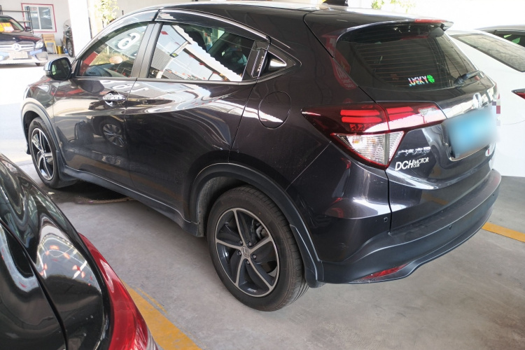 本田 缤智 2020款 1.5L CVT豪华版车身外观4