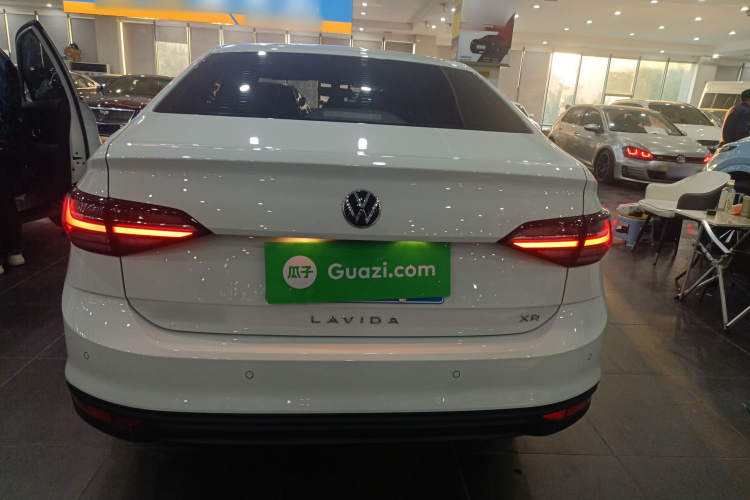 大众 朗逸 2025款 新锐 1.5L 出众新逸版车身外观6