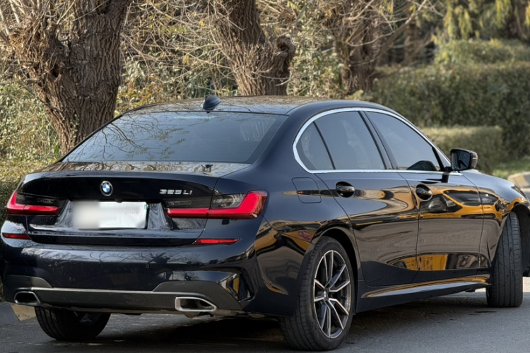 宝马3系 2021款 改款二 325Li M运动套装车身外观6012