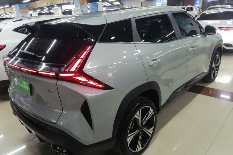 吉利汽车 2023款 博越COOL 1.5TD 智尊型车身外观7