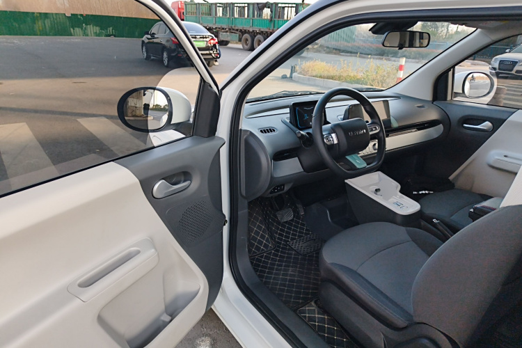 长安启源 长安Lumin 2023款 205km 香沁款中控内饰20